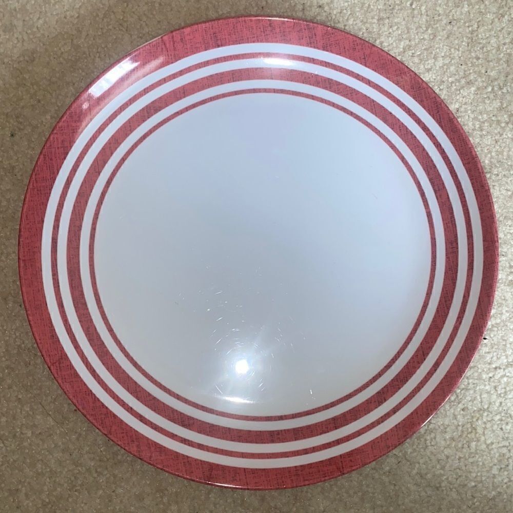 Real Simple Striped Set of Four Melamine Plates! - Picture 2 of 4